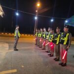 ตำรวจสอบสวนกลาง (CIB) รวบบัญีชม้าคาด่านปีใหม่ ซ่อนท้ายกระบะตู้ทึบ  พบ 3 หมายจับใหม่ เคยต้องคดีเก่ามาแล้วอีก 5 คดี