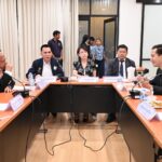 (ดร.แก้ว)ประธานคณะกรรมการภาคประชนนำคณะกรรมการภาคประชาชนจังหวัดนนทบุรีร่วมประชุมสัญจรครั้งที่1 โดยมีอัยการจังหวัดนนทบุรีร่วมเปิดการประชุม ณ.บริษัท ปุ๋ยศักดิ์สยาม