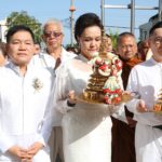 “ศุภจี สุธรรมพันธ์” รองนายกรัฐมนตรีและรัฐมนตรีว่าการกระทรวงพาณิชย์ เป็นประธานพิธีอัญเชิญพระบรมสารีริกธาตุและพระธาตุพระมหิเถระ ประดิษฐานบนบุษบก ณ ประเทศศรีลังกา และวัดป่ารัตนวัน จ.นครราชสีมา