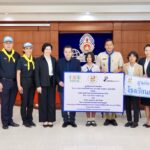 ประธานมูลนิธิครอบครัวพอเพียงมอบทุนการศึกษาให้นักเรียนตั้งแต่ ม.1-ม.6 รร.แก่งกระจานวิทยา จ.เพชรบุรี