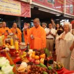 มูลนิธิป่อเต็กตึ๊ง ประกอบพิธีเปิดประตูผี เนื่องในงานประเพณีทิ้งกระจาด ประจำปี 2569 พร้อมเชิญชวนสาธุชนร่วมงานมหาบุญมหากุศลทั้งที่ศาลเจ้าไต้ฮงกง พลับพลาไชย และศาลเจ้าไต้ฮงกงหยกขาวฯ สาทร กรุงเทพฯ
