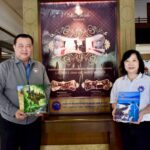 “ดร.ปัณฑิพาณ์” นายก สภท. 61 ปี นำคณะกรรมการบริหารเยือนสำนักงานใหญ่สมาคมฯ จ.พิษณุโลก กราบขอพรพระพุทธชินราช–สมเด็จพระนเรศวรมหาราช พร้อมคารวะอัฐิอดีตนายกผู้ก่อตั้งสมาคมฯ