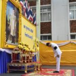 จังหวัดนนทบุรีจัดพิธีทำบุญตักบาตร–วางพวงมาลา น้อมรำลึกในพระมหากรุณาธิคุณ รัชกาลที่ 9 เนื่องในวันนวมินทรมหาราช