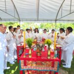 สมาคมพุทธมามก สว่างประทีปธรรมสถานศรีราชา ทำพิธีลอยกระทงเจก่อนสิ้นสุดเทศกาลถือศีลกินเจประจำปี 2569